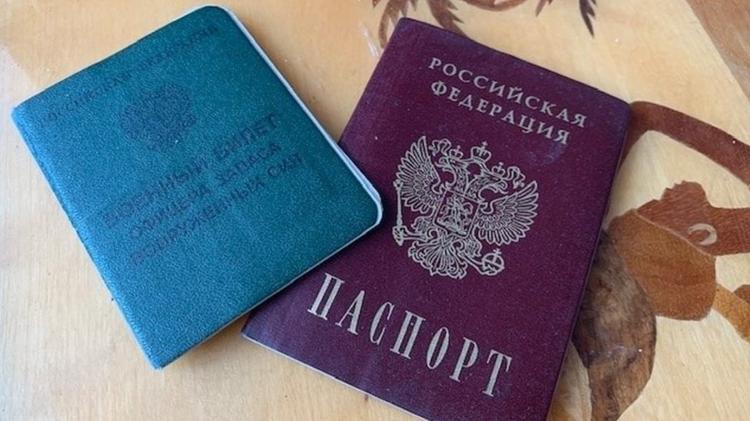 Military ID passport in Russia - BBC - BBC