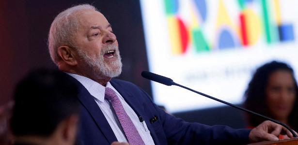 Lula durante cerimônia no Palácio do Planalto