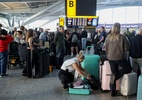 Falha em controle de tráfego aéreo cancela voos e causa caos no Reino Unido