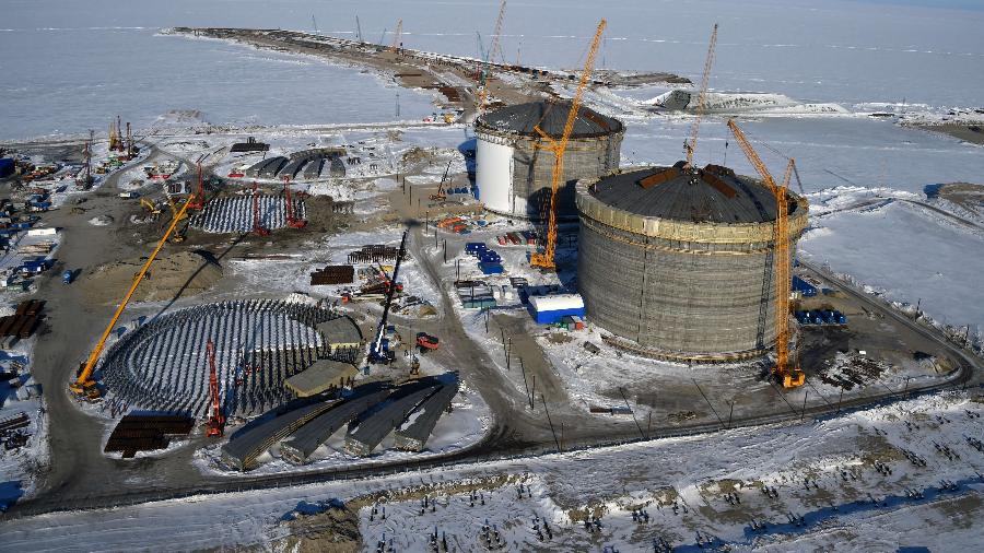 Foto das obras da usina de gás natural da Novatek no Ártico russo, tirada em 2015, na península de Iamal - Kirill Kudryavtsev