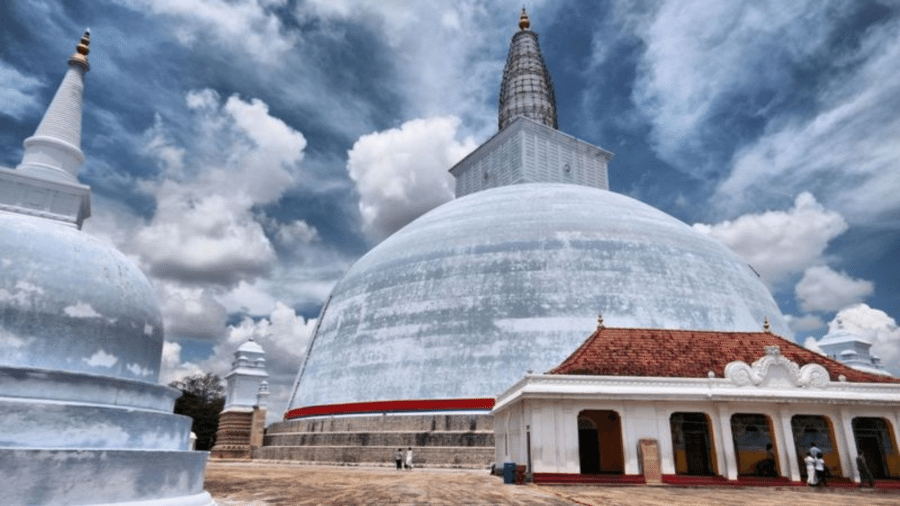 A cidade sagrada de Anuradhapura, no Sri Lanka, foi o primeiro reino estabelecido na ilha - ANAG/GETTY IMAGES