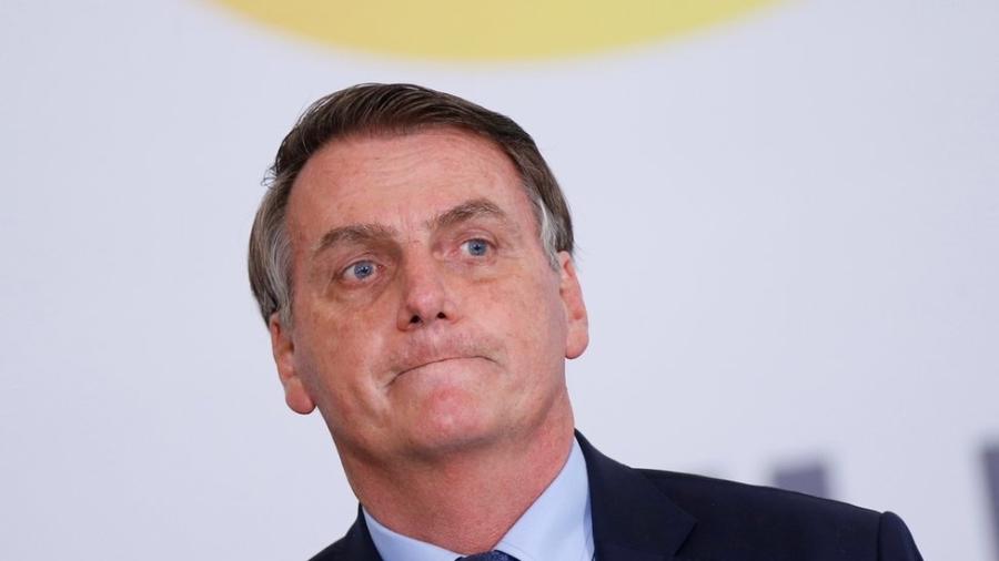 Jair Bolsonaro voltou a falar com apoiadores após ficar internado - REUTERS