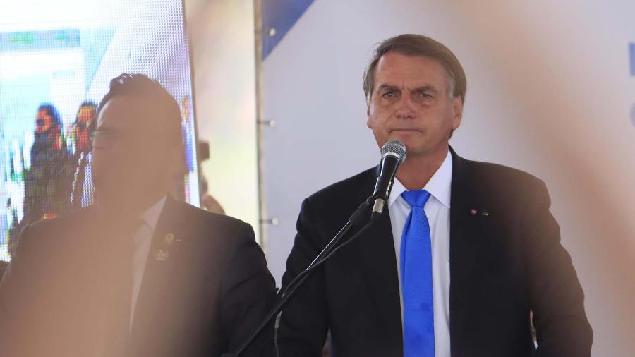 "Esquece, é impossível", disse Bolsonaro a apoiador que o indagou sobre a formação do partido de direita - Rodney Costa/Futura Press/Estadão Conteúdo