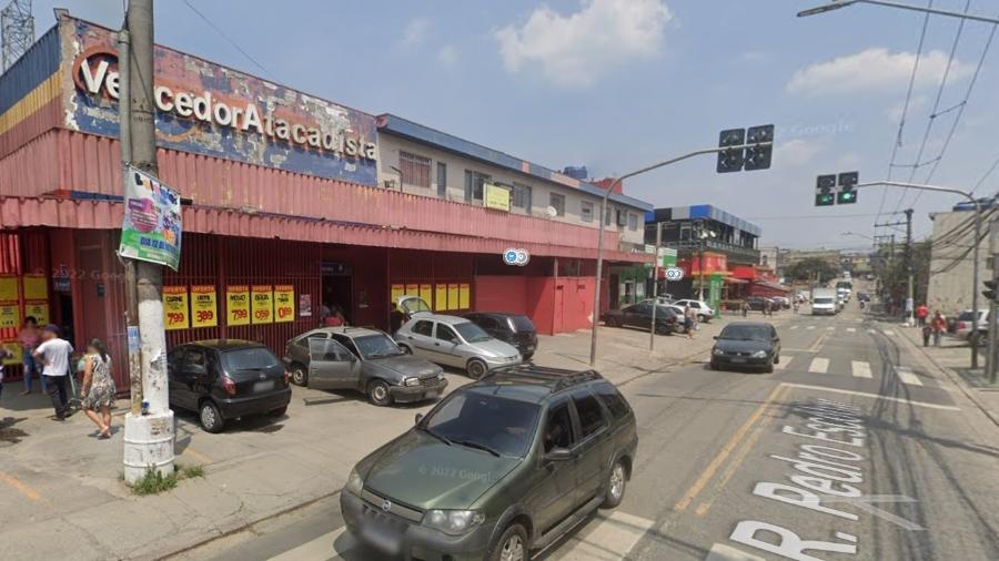 Ocorrência foi registrada pela polícia diante de um supermercado na zona sul de São Paulo - Google Street View/Reprodução
