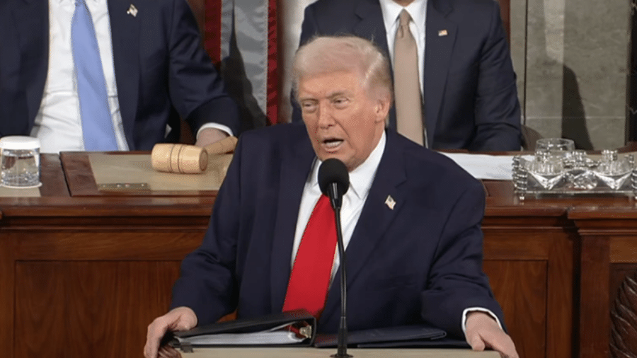 Entenda o protocolo do 'sobrevivente designado' usado em discurso de Trump