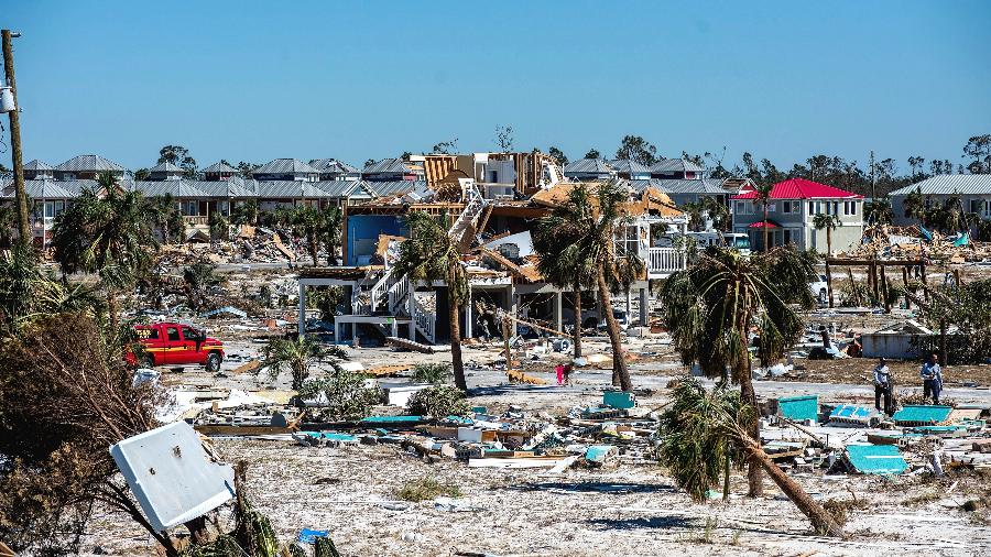 Visão da destruição generalizada deixada pelo furacão Michael em Mexico Beach, na Flórida - Johnny Milano/The New York Times