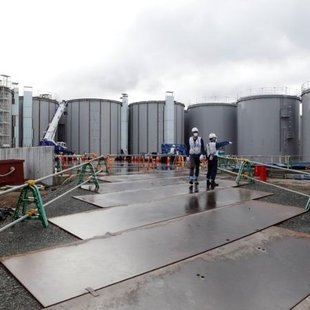 Japão vai despejar no mar água contaminada da central de Fukushima - AARON SHELDRICK