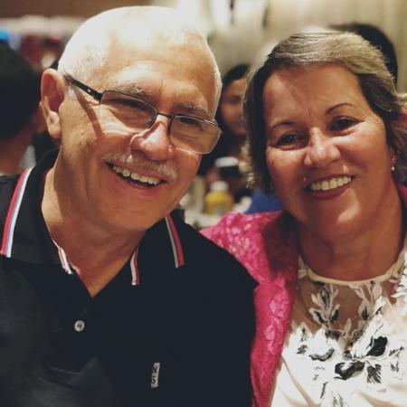 A aposentada Ângela Maria Bezerra e o marido, Jan Carlos Madeiro - Arquivo pessoal