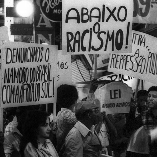 Preconceito: Mito da democracia racial só fez mal ao negro no Brasil -  05/11/2015 - UOL Notícias