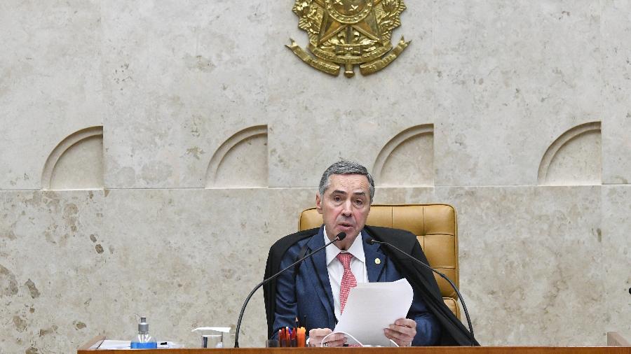 18.out.2023 - O presidente do STF, ministro Luis Roberto Barroso, durante sessão plenária da Corte