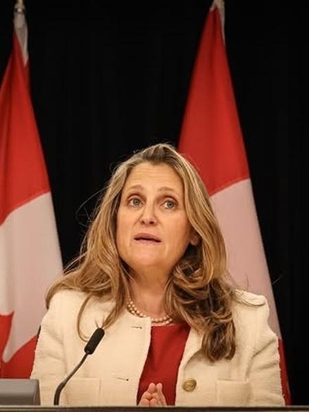 Chrystia Freeland, que renunciou do cargo de vice-premiê do Canadá - Reprodução/Instagram/@chrystiafreeland