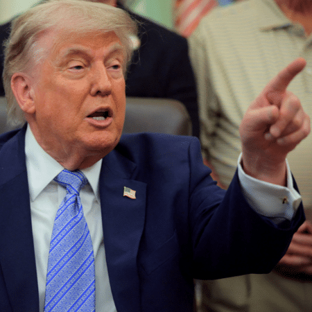 21.mai.26 - Donald Trump durante coletiva de imprensa no Salão Oval da Casa Branca, em Washington, DCImagem: CHIP SOMODEVILLA / GETTY IMAGES NORTH AMERICA / GETTY IMAGES VIA AFP