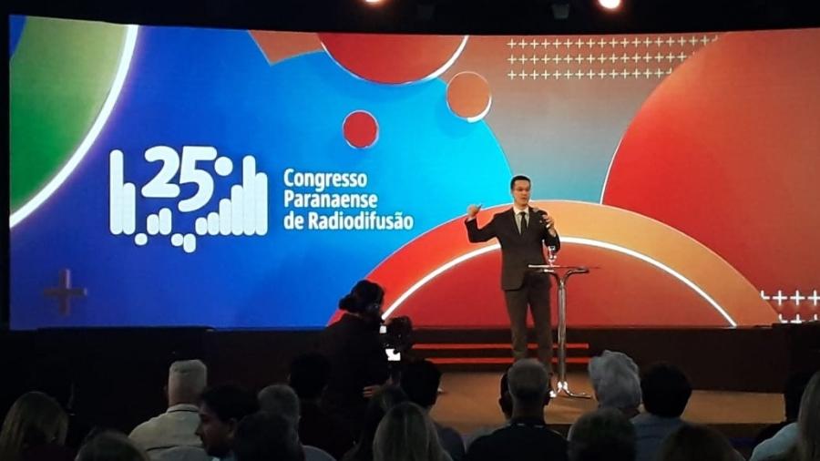 Deltan Dallagnol falou na abertura do Congresso Paranaense de Radiodifusão - Vinicius Konchinski/UOL