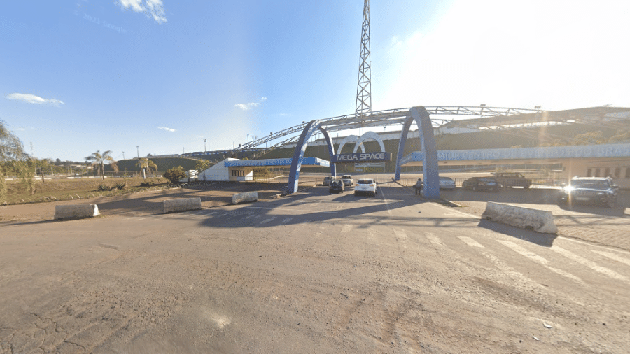 Show de samba aconteceu no Mega Space, em Santa Luzia, na Região Metropolitana de BH - Reprodução/Google Street View