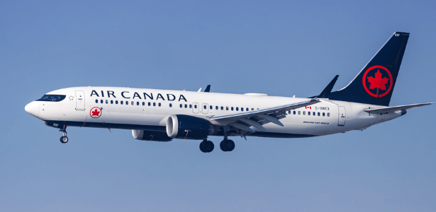 Ex-piloto da Air Canada é acusado de voar 17 anos com licença falsa