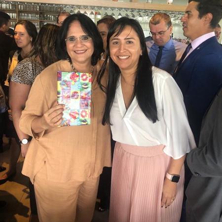 A ministra da Mulher, Família e Direitos Humanos Damares Alves com a secretária de Políticas de Promoção da Igualdade Racial, Sandra Terena - Reprodução/Instagram