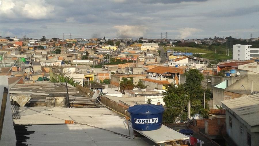 Comunidade em Ferraz de Vasconcelos, SP - Wikimedia Commons