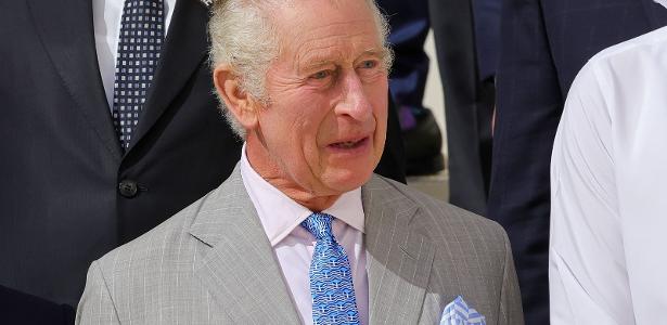 El rey Carlos III será operado de próstata.  ¿Qué es el agrandamiento de la próstata?