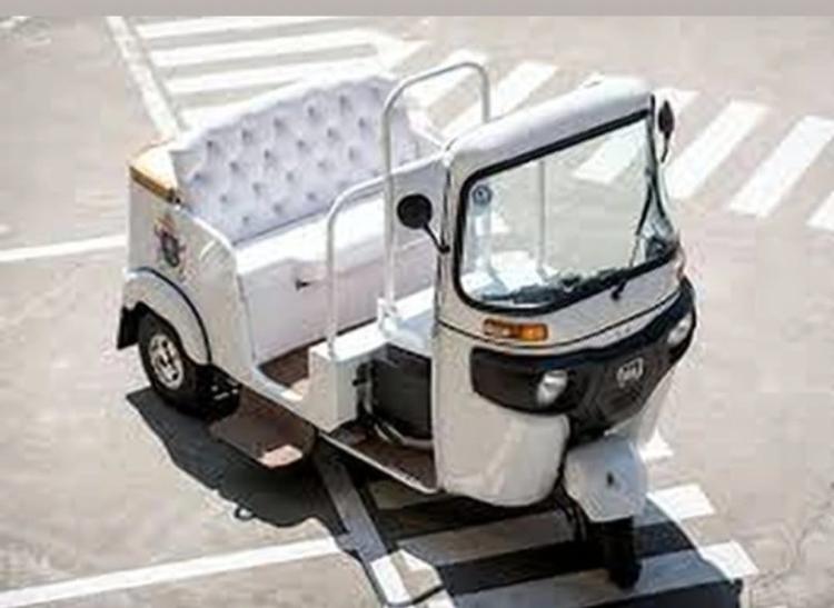 Nas redes, papamóvel ganha ares peruanos em versão tuktuk, veiculo muito usado no interior do país Nas redes, papamóvel ganha ares peruanos em versão tuktuk, veiculo muito usado no interior do país