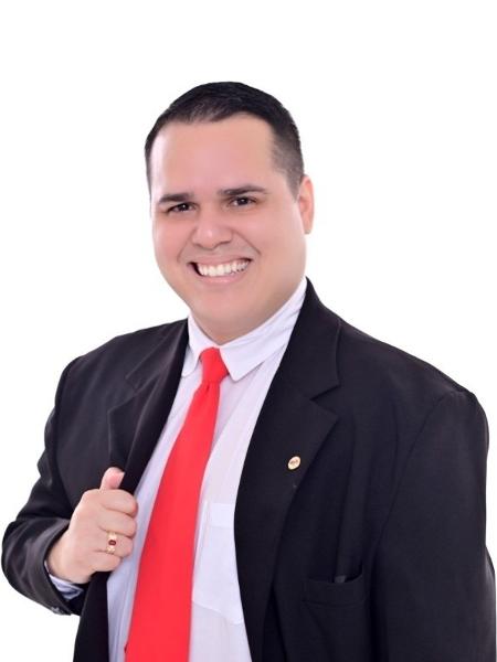Bacharel em direito João Munhoz Neto, 34, namorado da universitária Isabelle Caracristi Bacharel em direito João Munhoz Neto, 34, namorado da universitária Isabelle Caracristi