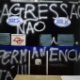 7.abr.2016 - Estudantes ocupam prédio da Superintendência de Assistência Social da USP para cobrar medidas em relação aos casos de violência na residência estudantil - Janaina Garcia/UOL
