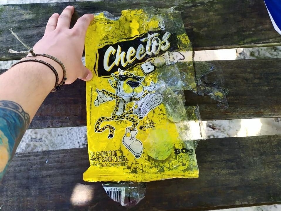 Embalagem Elma Chips Cheetos Com Supresa Futebol Brasileiro