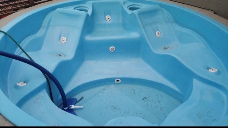 A piscina com hidromassagem fica na cobertura da casa - Arquivo Pessoal