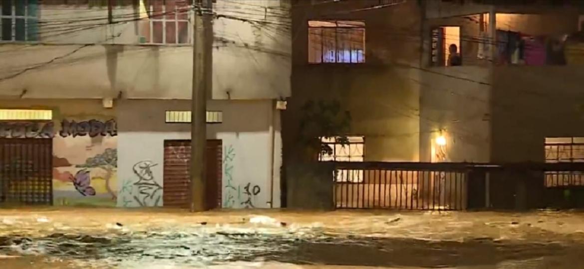 Chuva voltou a castigar a Região Metropolitana de Belo Horizonte  - Reprodução/TV Globo