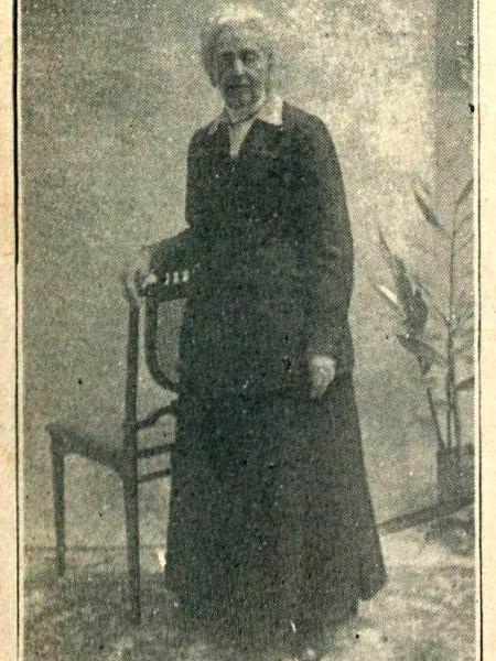 A senhora baronesa de Loreto, em nota do jornal "Fon-fon", no  de Janeiro, em 1920.  - Reprodução