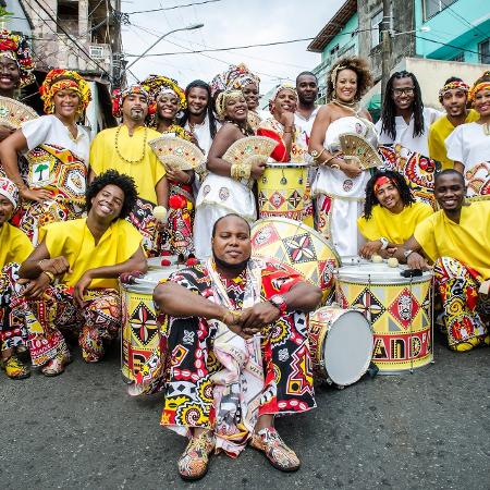 Bloco afro Ilê Aiyê celebra 50 anos de resistência negra no Carnaval da Bahia