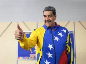 Venezuela anuncia reeleição de Maduro com 51% dos votos; oposição contesta