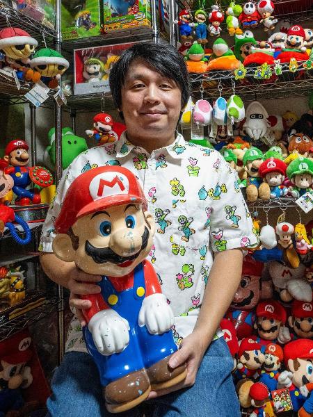Kikai é um dos maiores colecionadores de Super Mario do mundo Kikai é um dos maiores colecionadores de Super Mario do mundo