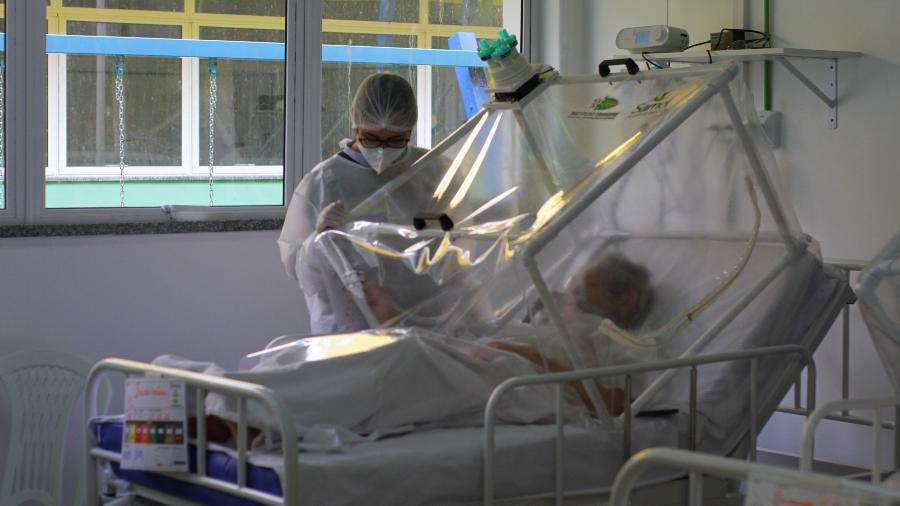 28/05/2020 - Movimentação no Hospital de Campanha contra o novo coronavírus, em Manaus (AM) - Sandro Pereira/Fotoarena/Estadão Conteúdo