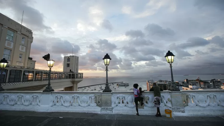 Elevador Lacerda, no centro histórico em Salvador - Raul Spinassé - Raul Spinassé