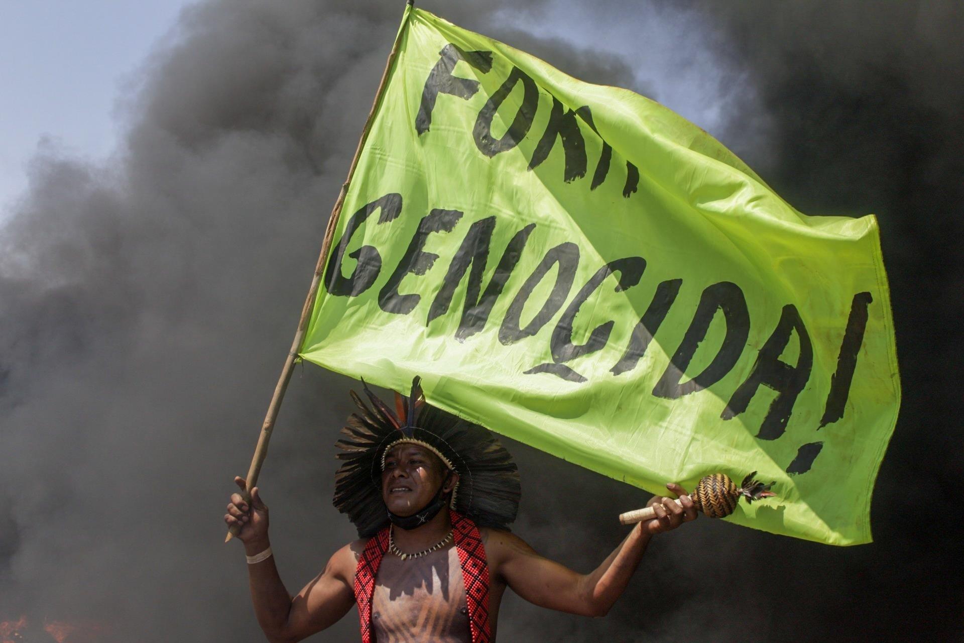 Indígenas protestam contra proposta do marco temporal, que só reconheceria terras indígenas ocupadas antes de 1988 - Fernanda Pierucci/Futura Press/Estadão Conteúdo
