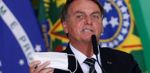 Bolsonaro cita Bolsa Família e critica deputados contrários a furo do teto