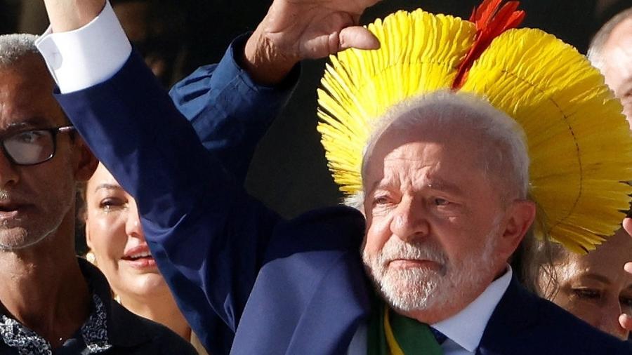Lula em subida da rampa do Planalto em 1 de janeiro de 2023 - Adriano Machado/Reuters