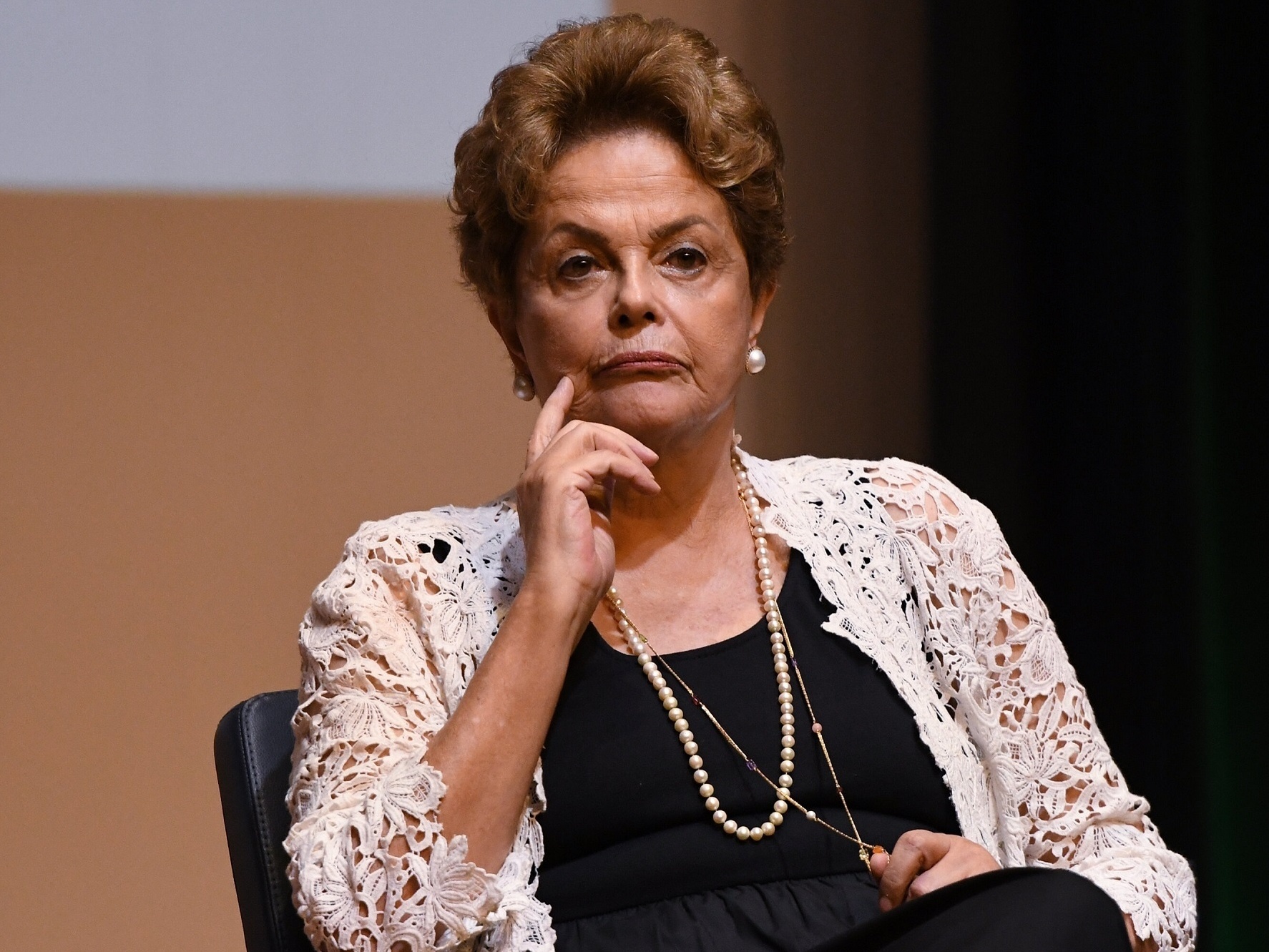 Banco dos Brics omite impeachment em perfil sobre Dilma