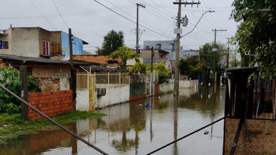 Ciclone extratropical atinge casas na Vila dos Farrapos, em Porto Alegre (RS) - Brunno Mattos / Arquivo Pessoal