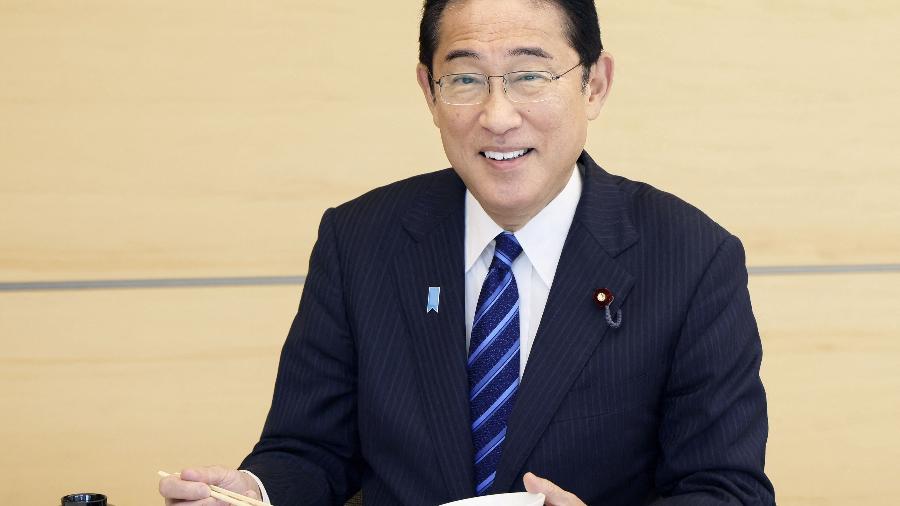 O primeiro-ministro do Japão, Fumio Kishida, deve renunciar ao cargo