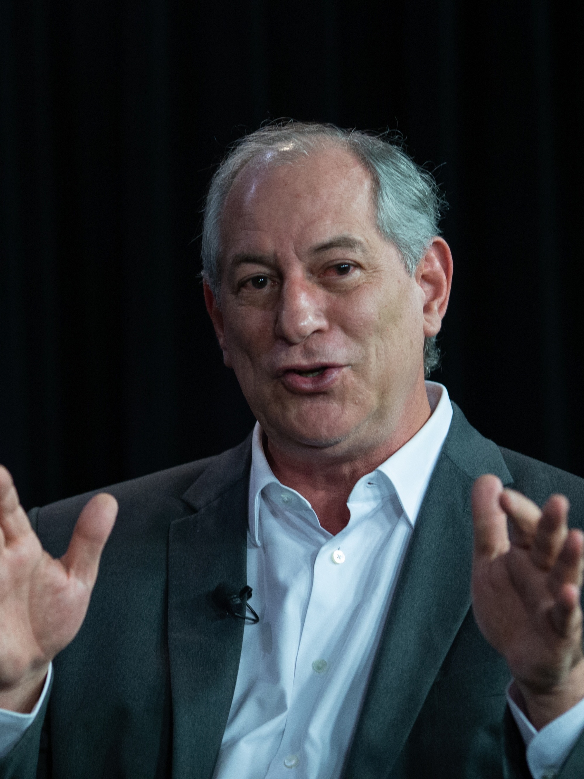 Bolsonaro Ciro Gomes diz que presidente tem voca o de ditador