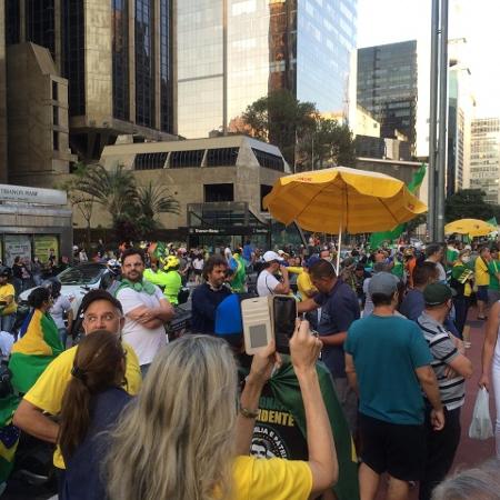 Manifestantes ignoram isolamento social e fazem ato pró-Bolsonaro e anti-Doria em São Paulo - Aiuri Rebello/UOL