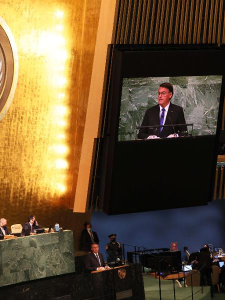 20.set.22 - O presidente brasileiro Jair Bolsonaro discursa durante a 77ª Assembleia-Geral da ONU, em Nova York - Michael M. Santiago/Getty Images/AFP