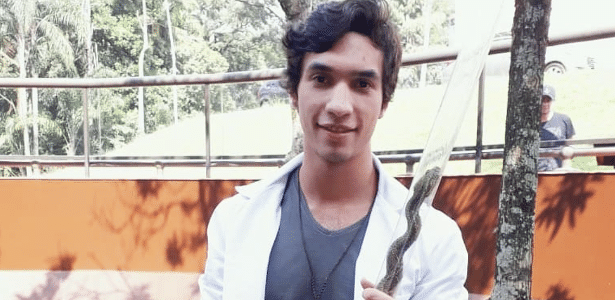 Ele pisa em cobras pela ciência - e descobriu que é alérgico até ao antídoto