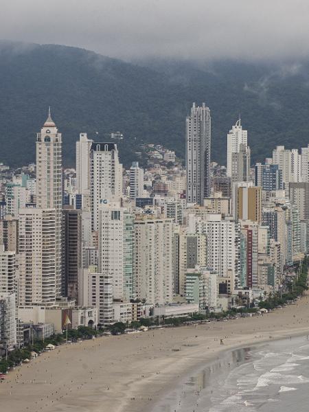 Balneário Camboriú tem o m² mais caro do Brasil