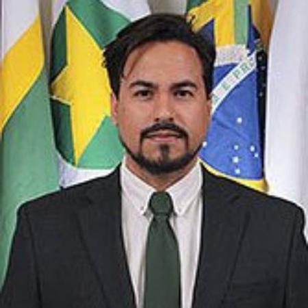 O vereador Thiago Bitencourt Ianhes Barbosa (PL), de Canarana (MT), foi preso por suspeita de abuso sexual de menores O vereador Thiago Bitencourt Ianhes Barbosa (PL), de Canarana (MT), foi preso por suspeita de abuso sexual de menores