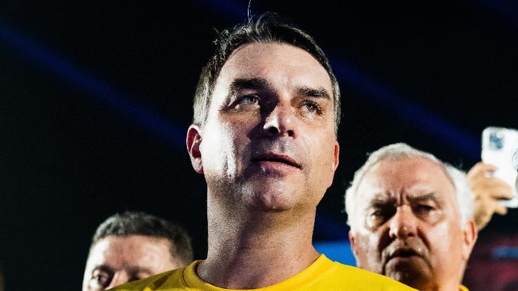 Flávio usa frase na camiseta sobre o Nordeste