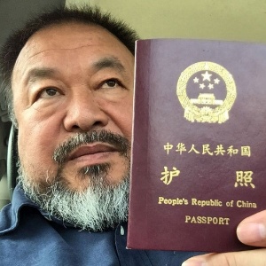 Artista dissidente chinês Ai Weiwei consegue visto alemão - Reprodução/Instagram