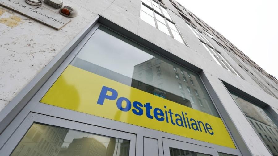Fachada de uma agência do serviço postal da Itália - Unkel/ullstein bild via Getty Images