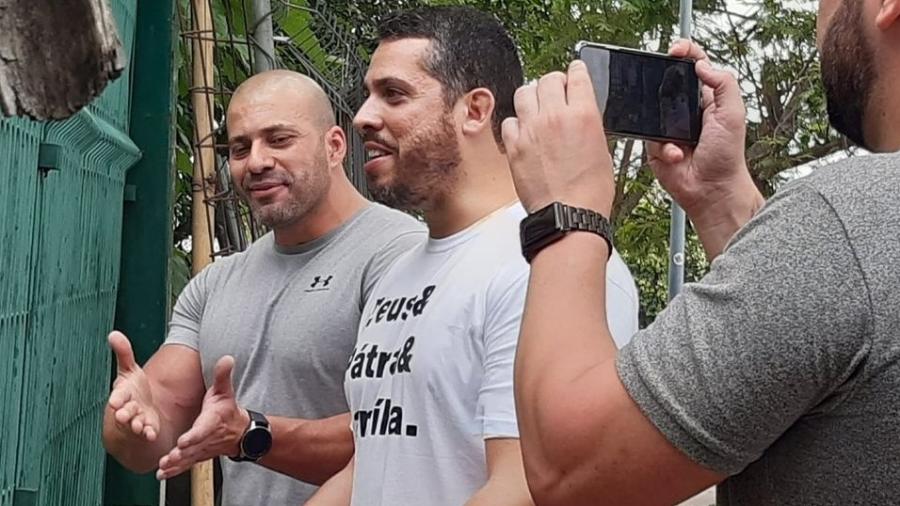 Deputado estadual Rodrigo Amorim (PTB) e federal Daniel Silveira (PTB) na Aldeia Maracanã - Reprodução/Aldeia Rexiste